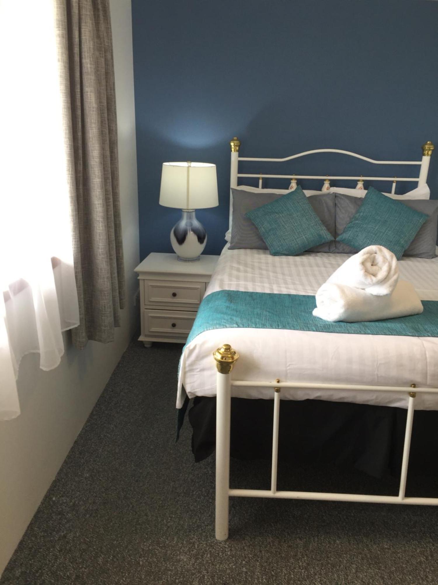 Regatta Point Tavern & Holiday Villas Стран Екстериор снимка