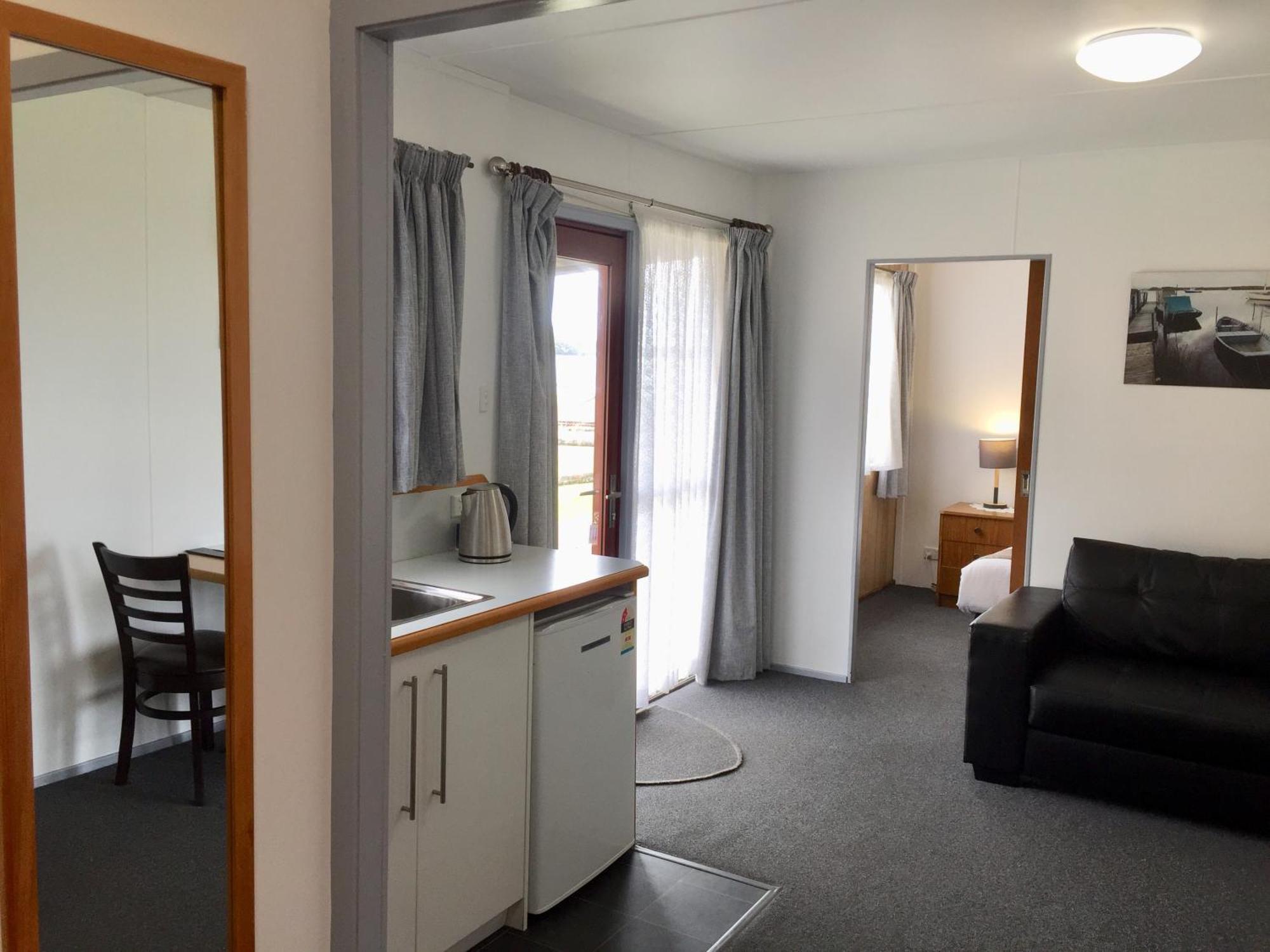 Regatta Point Tavern & Holiday Villas Стран Екстериор снимка