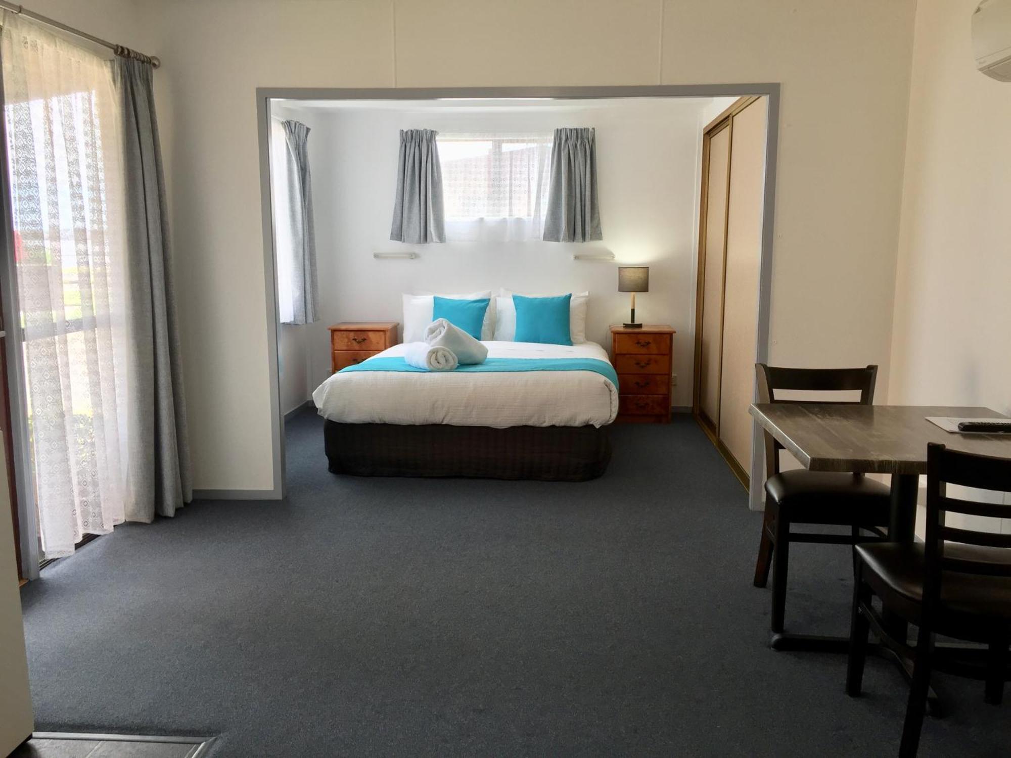 Regatta Point Tavern & Holiday Villas Стран Екстериор снимка