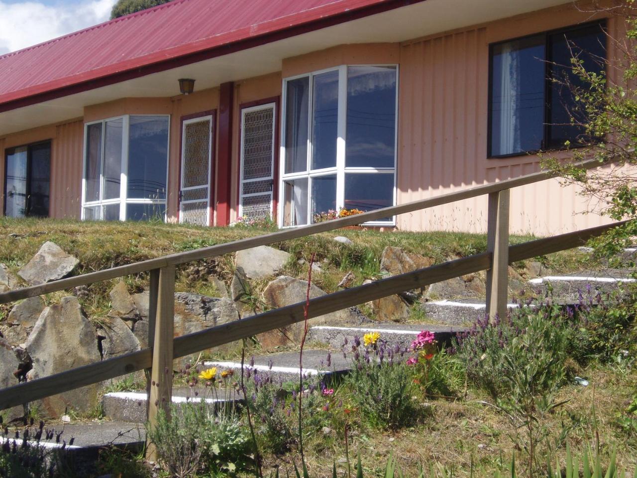 Regatta Point Tavern & Holiday Villas Стран Екстериор снимка